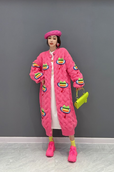 ニットカーディガン ロング丈 ワッペン ドロップショルダー