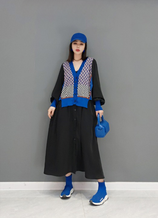 レイヤード風 ニットワンピース ロング丈 フロントボタン