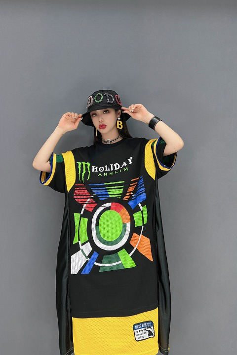 Một tấm lưới có màu sắc đầy màu sắc