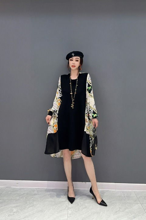 Ebata Monroe Europe Station 2023 Spring New Korean Fashion Trend Color Blocking Irregular Dress Thin Women