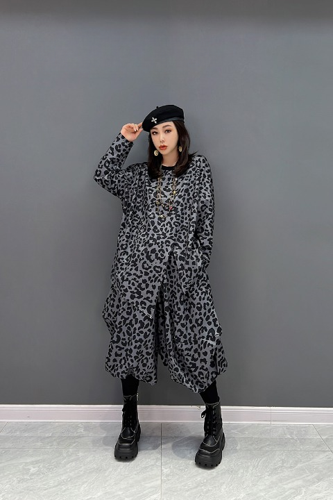 JIANG DAN MONROE EUROPEAN STATION 2022 WINTER NEW KOREAN FASHION IRREGULAR TOPS CASUAL PANTS LEOPARD TWO-PIECE SUIT LT0366