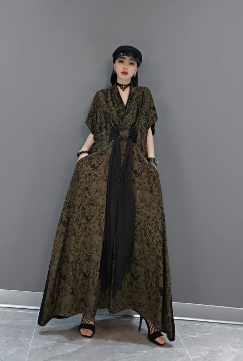 JIANG DAN MENGLU EUROPEAN STATION 2022 WINTER NEW FASHION DRESS KOREAN VERSION OF THE V-NECK LONG DRESS TEMPERAMENT FEMALE TIDE LT0334