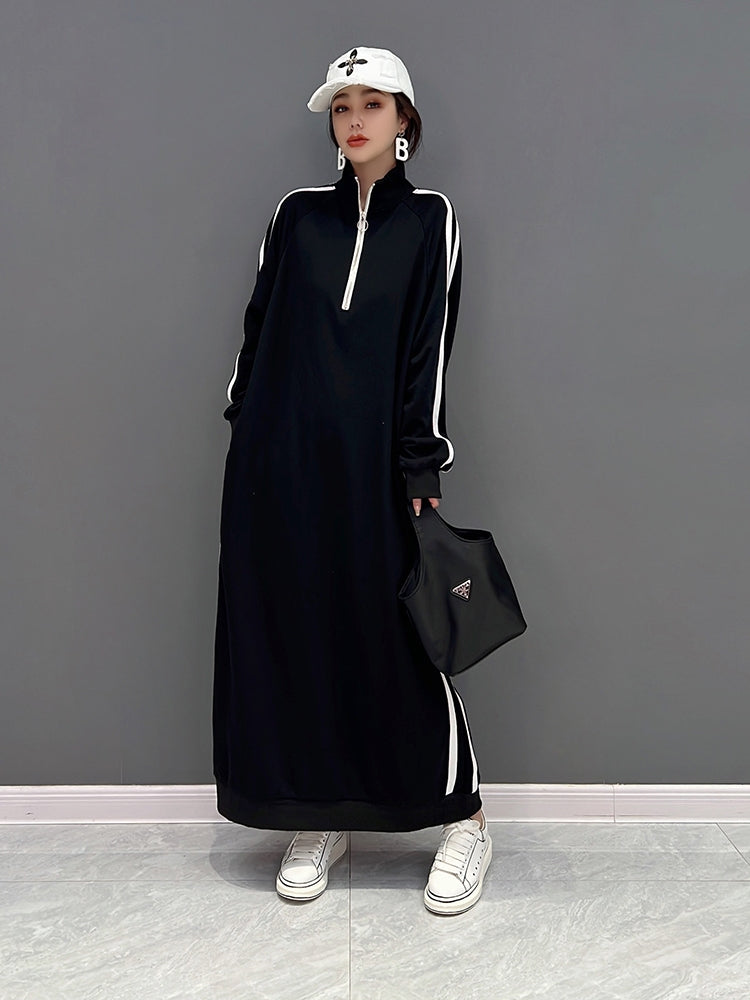 Jersey-style dress, maxi length, ring zip