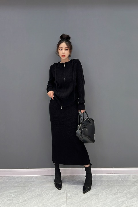 JIANG DAN MONROE EUROPEAN STATION 2022 WINTER NEW KOREAN VERSION OF FASHION KNITTED LOOSE HOODED TOPS CASUAL HALF-BODY SKIRT LT0380